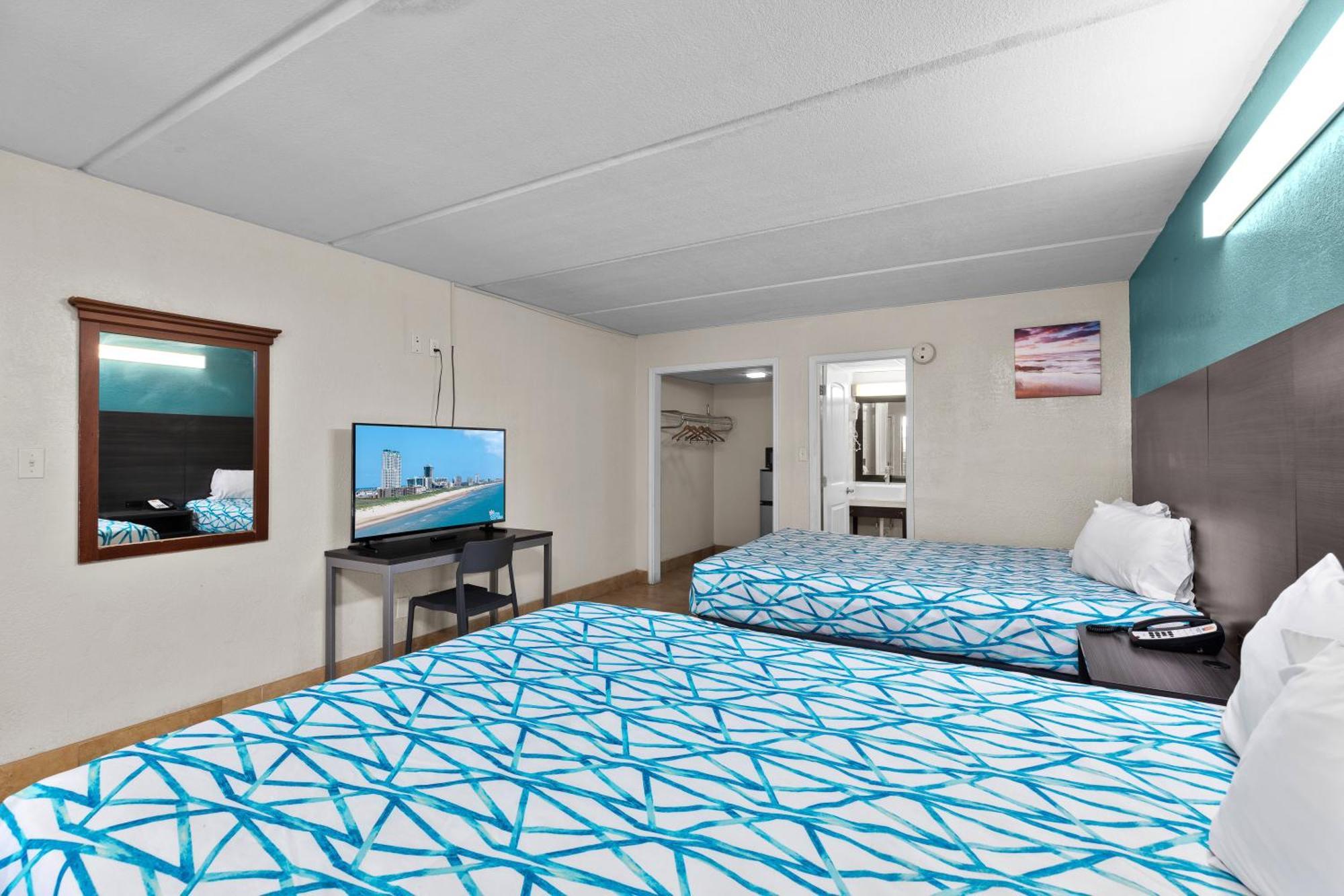 Quadruple Room Two King Beds Non Smoking